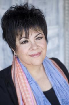 Ms Phoebe Snow